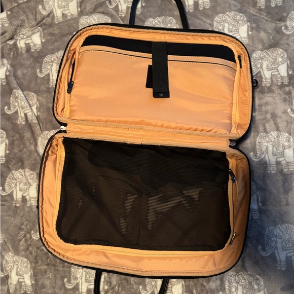 Nomad Lane Black Bento Bag V. 4 Travel Bag + Toiletry & Electronics Bags - Picture 7 of 14